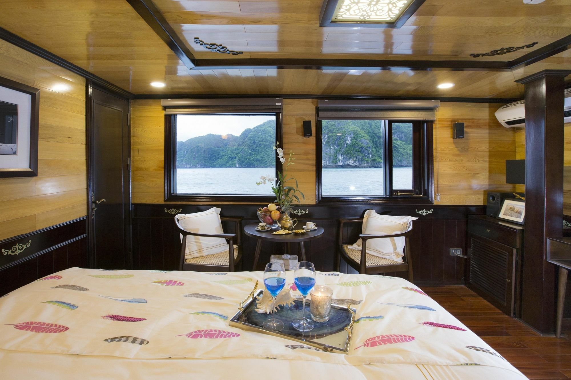 Hera Boutique Cruise Ha Long Bay Exterior foto